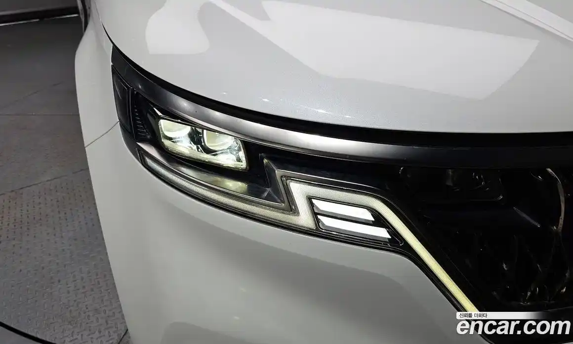 Kia Carnival 2022 2.2 автомат (гидро), фото 8