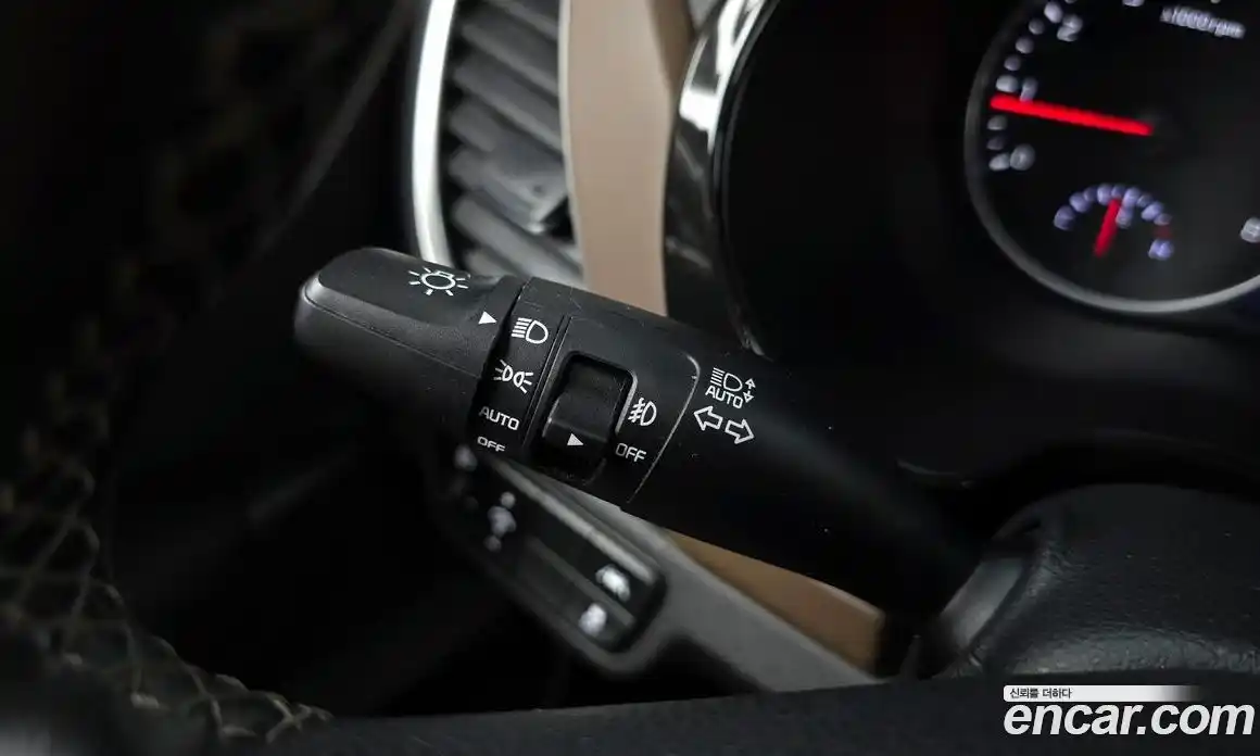 Kia Seltos 2022 1.6 автомат (гидро), фото 20