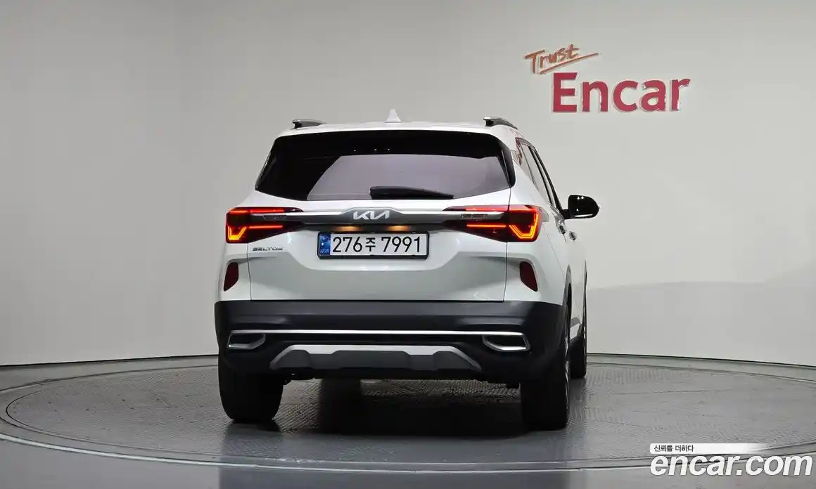 Kia Seltos 2022 1.6 автомат (гидро), фото 4