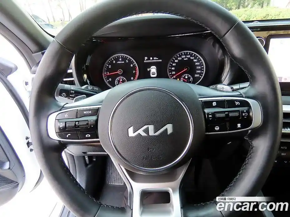 Kia K5 (Optima) 2023 1.6 автомат (гидро), фото 8