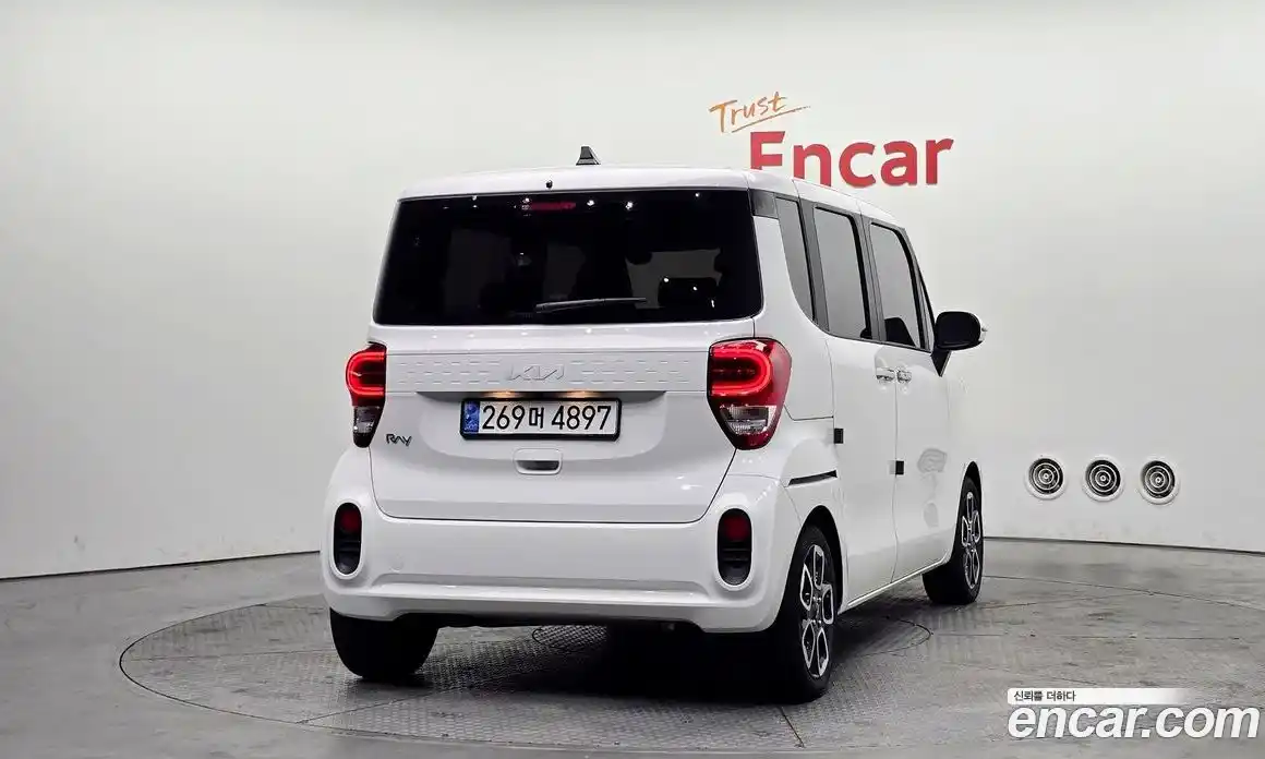 Kia Ray 2022 1.0 автомат (гидро), фото 4