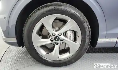Genesis GV70 2025 2.5 автомат (гидро), миниатюра 5