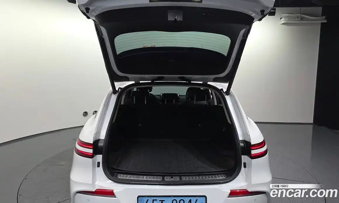 Genesis GV70 2022 0.1 автомат (гидро), фото 26