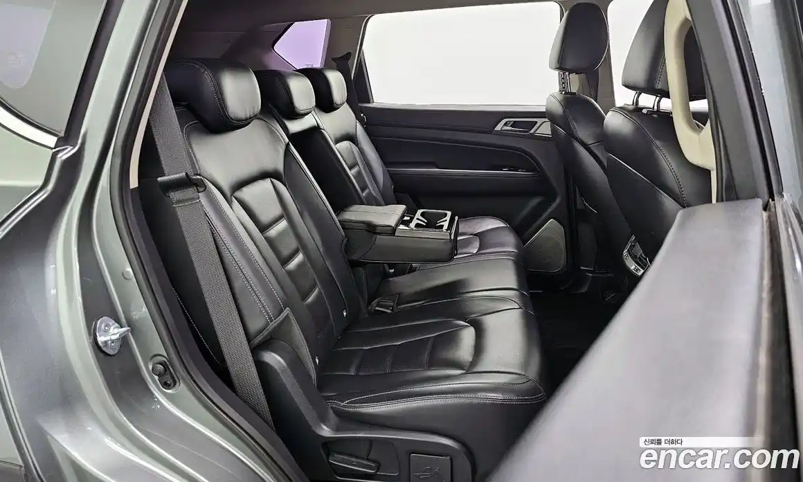 SsangYong Rexton 2018 2.2 автомат (гидро), фото 11