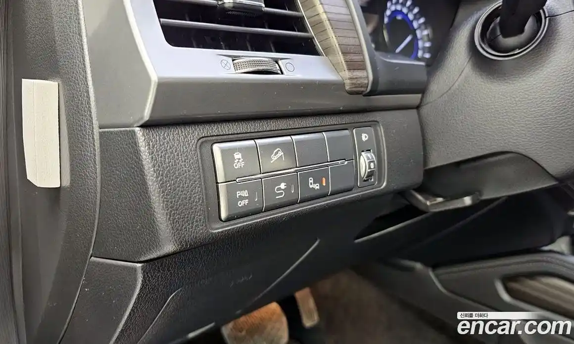 SsangYong Rexton 2018 2.2 автомат (гидро), фото 15