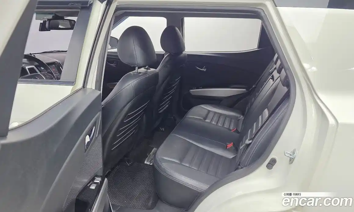 SsangYong TIBOLI 2015 1.6 автомат (гидро), фото 11