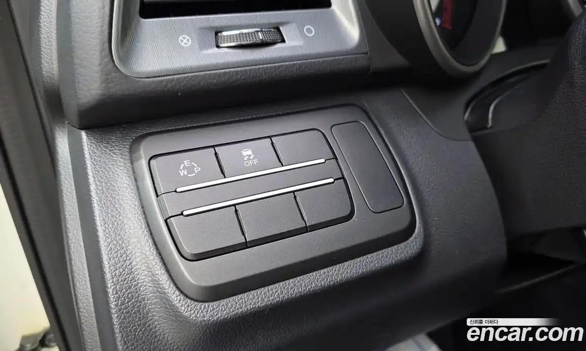 SsangYong TIBOLI 2018 1.6 автомат (гидро), фото 22