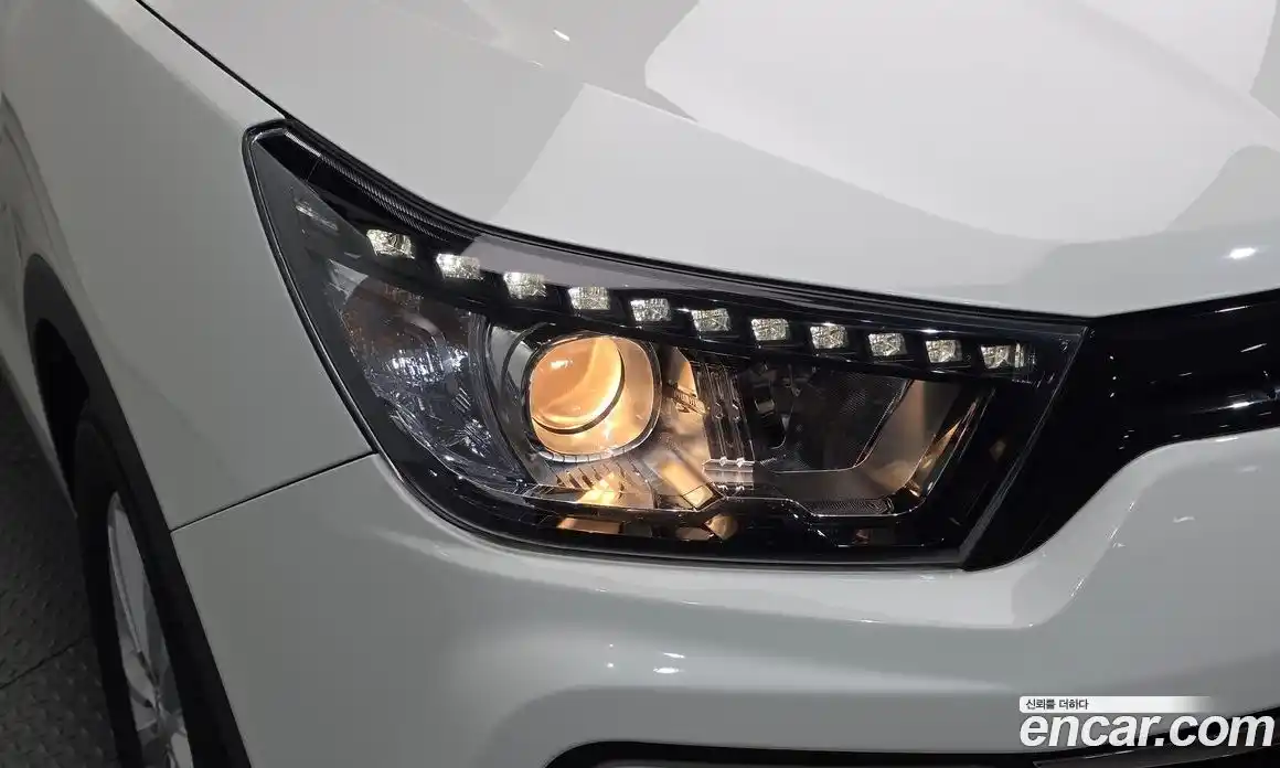 SsangYong TIBOLI 2018 1.6 автомат (гидро), фото 8