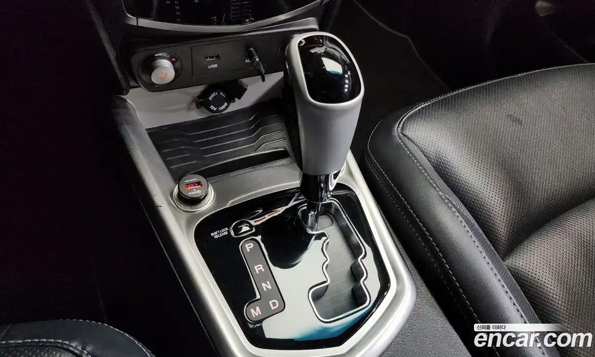 SsangYong TIBOLI 2015 1.6 автомат (гидро), фото 12