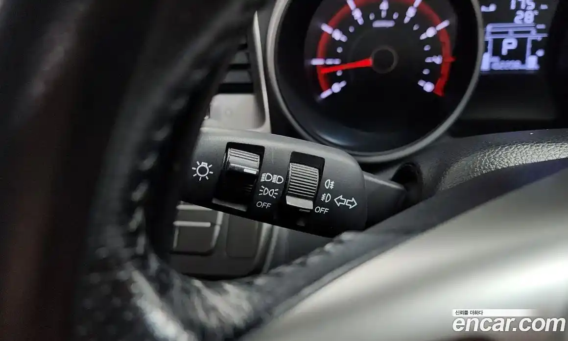 SsangYong TIBOLI 2015 1.6 автомат (гидро), фото 30