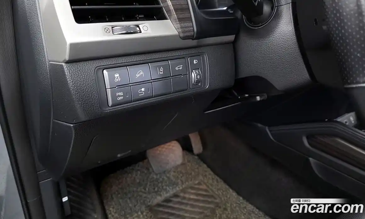 SsangYong Rexton 2017 2.2 автомат (гидро), фото 17