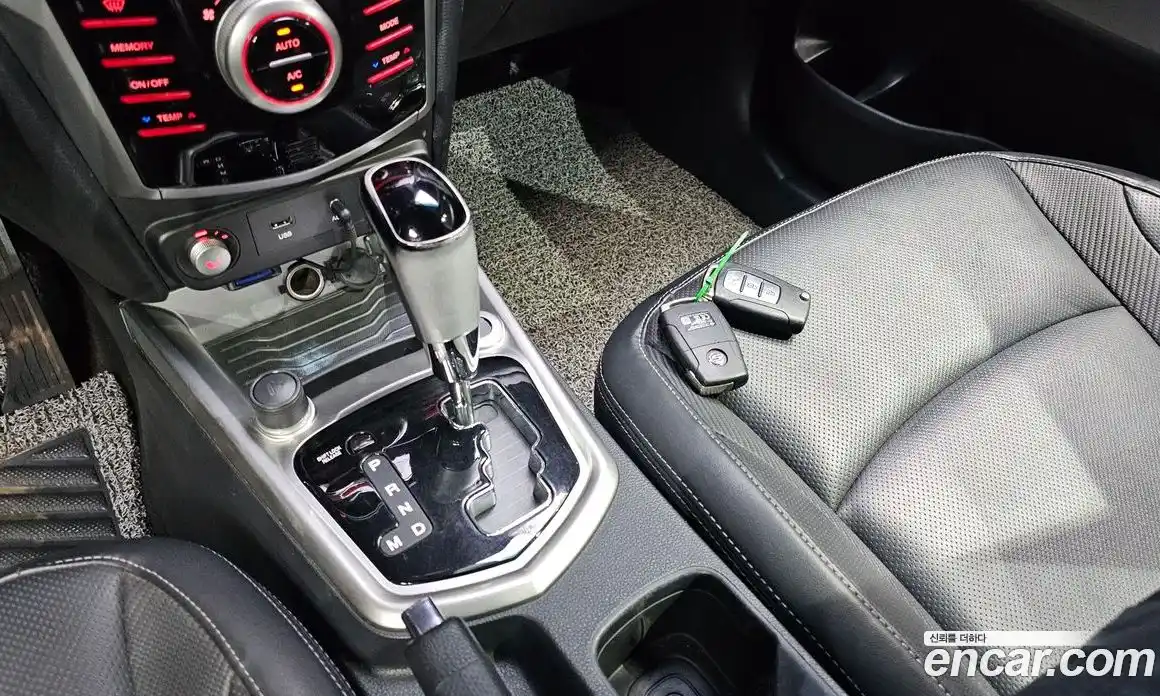 SsangYong TIBOLI 2015 1.6 автомат (гидро), фото 9
