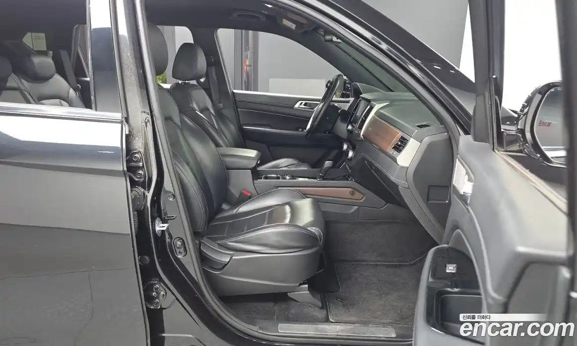 SsangYong Rexton 2017 2.2 автомат (гидро), фото 17
