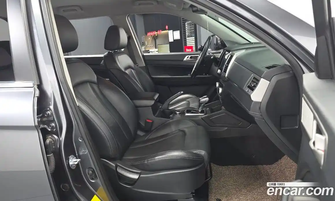 SsangYong Rexton 2019 2.2 автомат (гидро), фото 17