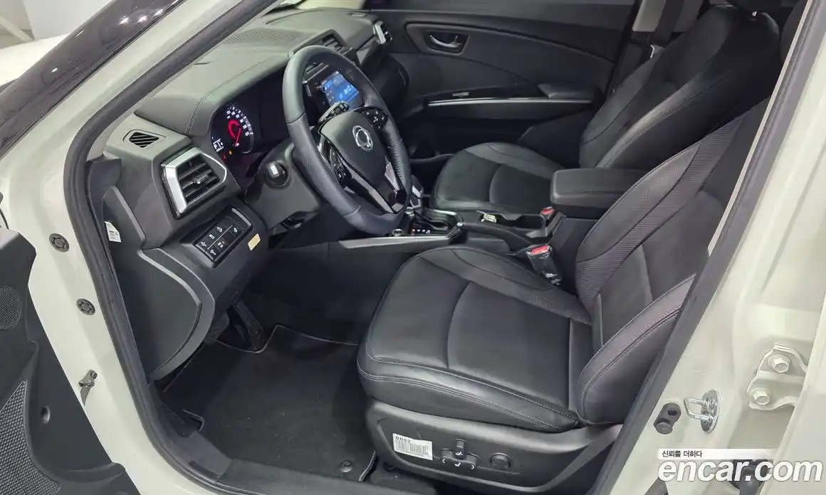 SsangYong TIBOLI 2025 1.6 автомат (гидро), фото 10