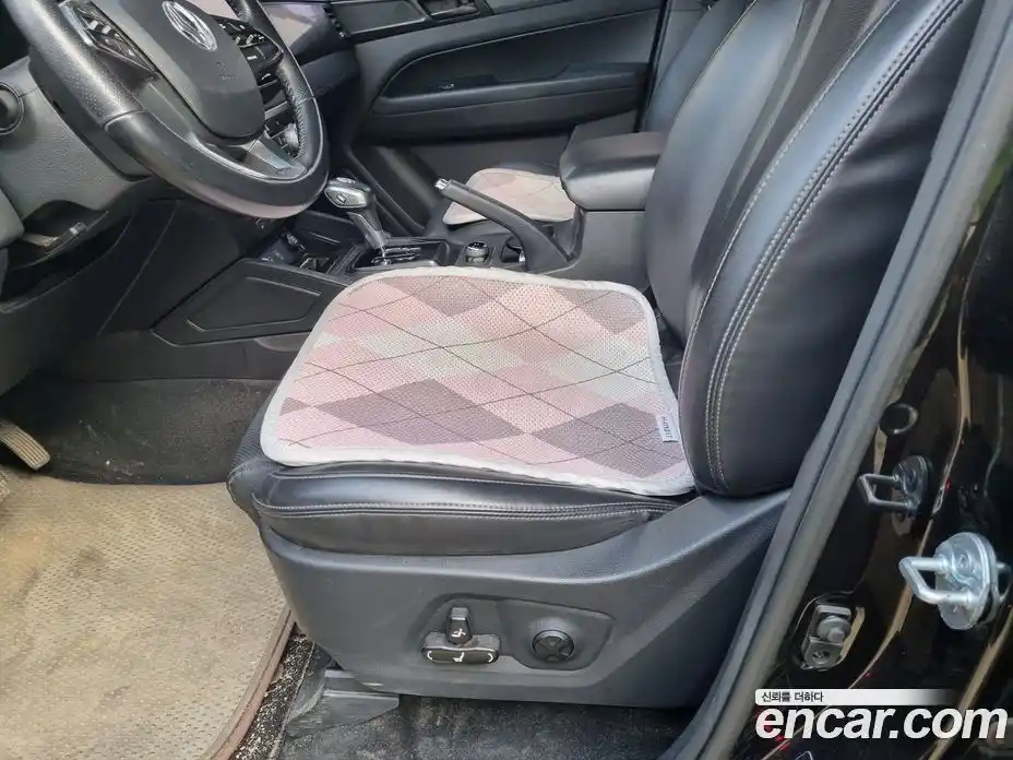 SsangYong Rexton 2019 2.2 автомат (гидро), фото 14