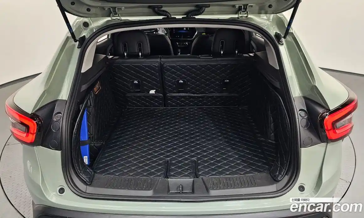 Chevrolet Trax 2023 1.2 автомат (гидро), фото 16