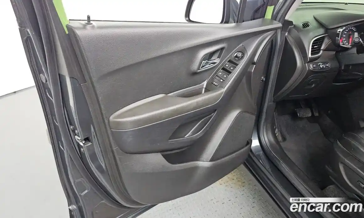 Chevrolet Trax 2017 1.4 автомат (гидро), фото 14