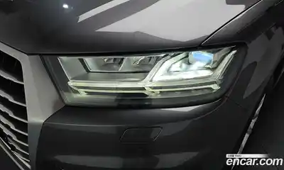 Audi Q7 2019 2.0 автомат (гидро), миниатюра 7