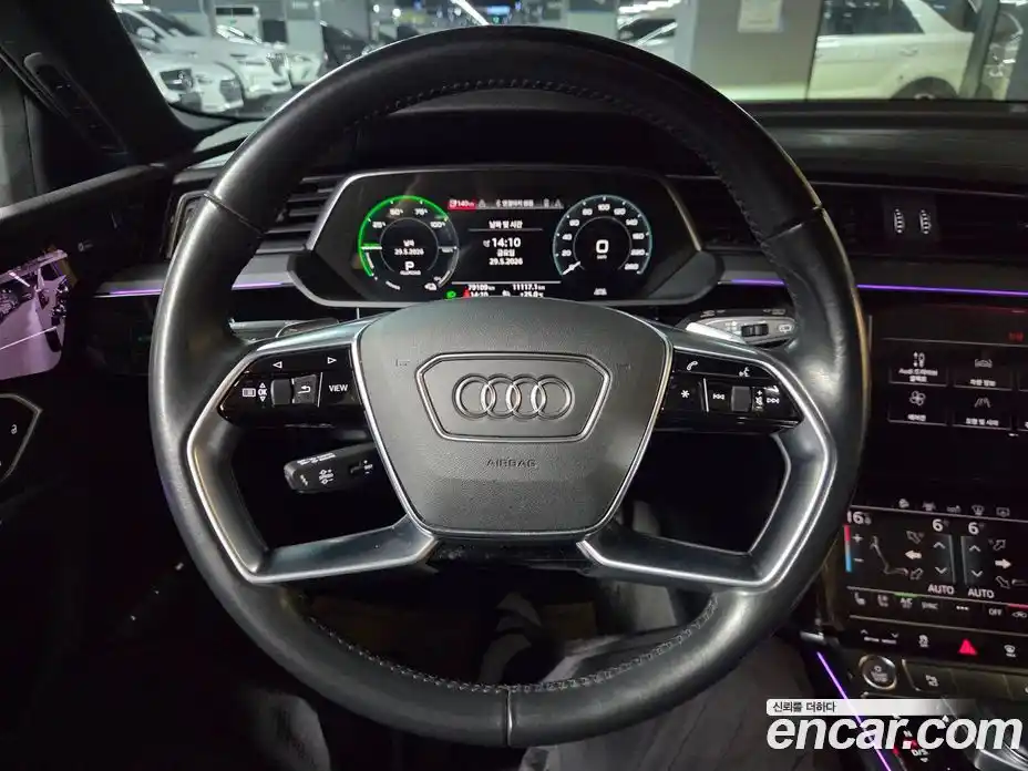 Audi e-tron 2020 автомат (гидро), фото 12