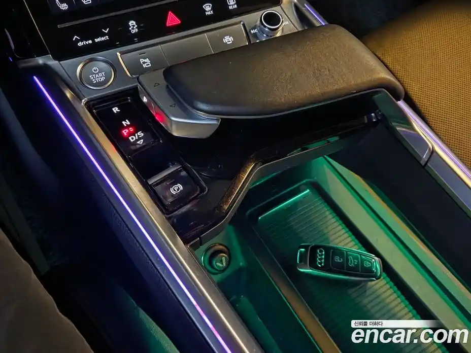 Audi e-tron 2020 автомат (гидро), фото 17