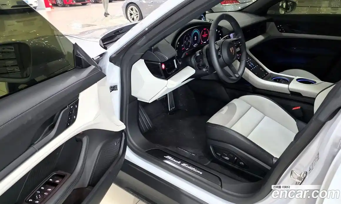 Porsche Taycan 2026 0.1 автомат (гидро), фото 10