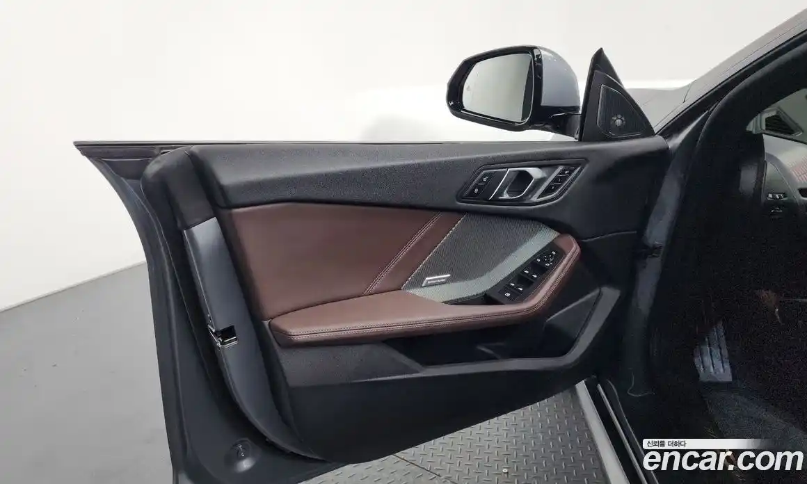BMW 2 серия 2025 2.0 автомат (гидро), фото 14