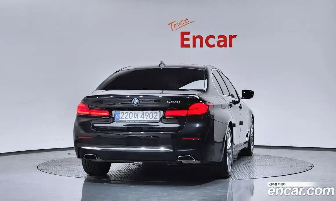 BMW 5 серия 2022 2.0 автомат (гидро), фото 4