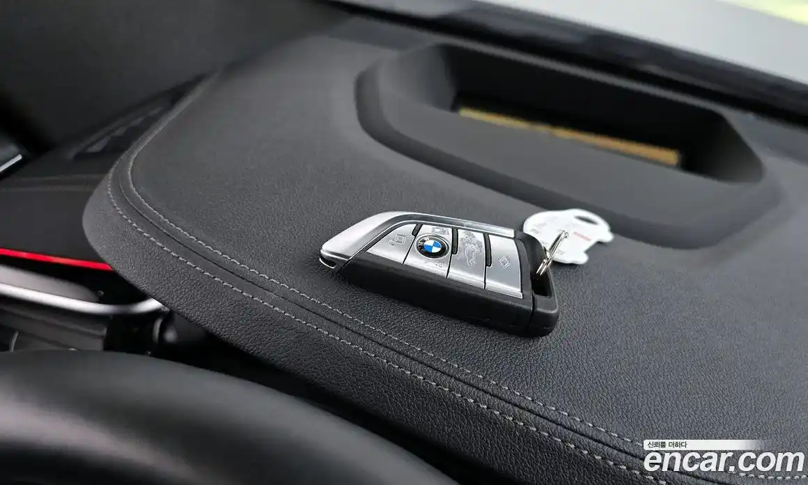 BMW 6 серия 2023 3.0 автомат (гидро), фото 15