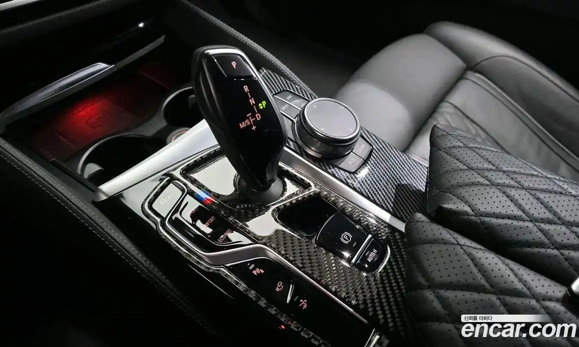 BMW 6 серия 2023 3.0 автомат (гидро), фото 9