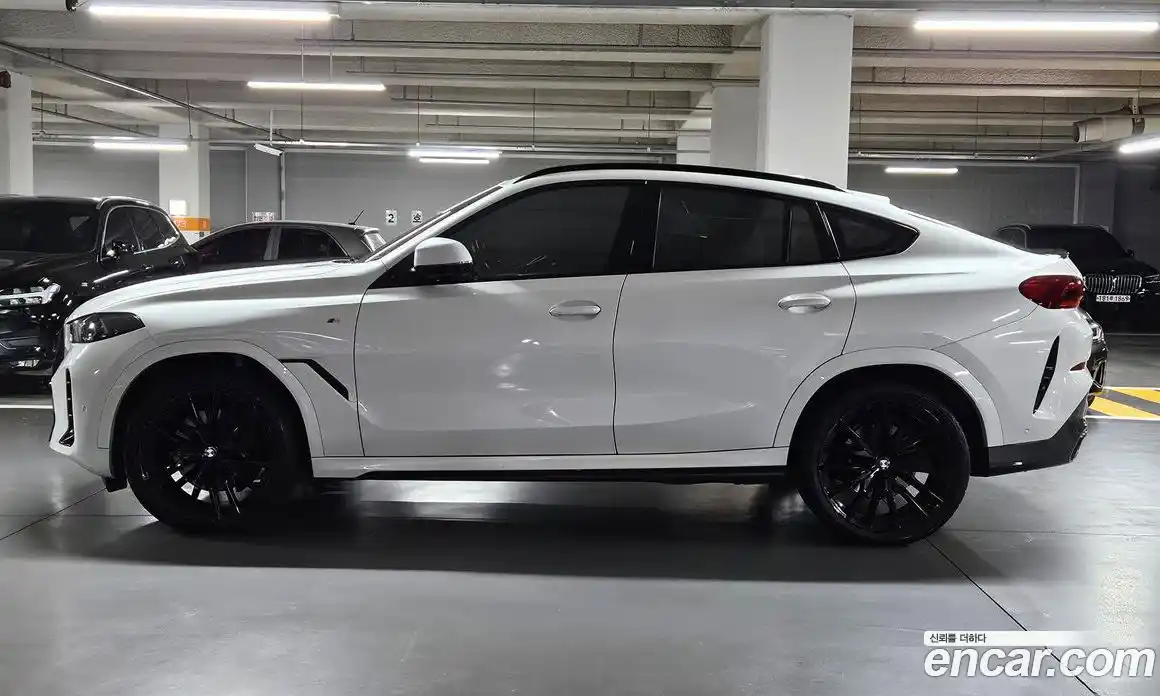 BMW X6 2024 3.0 автомат (гидро), фото 4