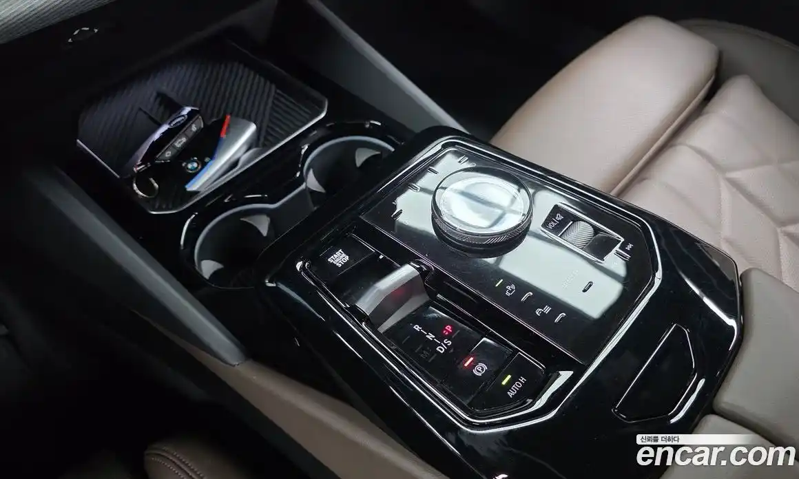 BMW 5 серия 2024 2.0 автомат (гидро), фото 12