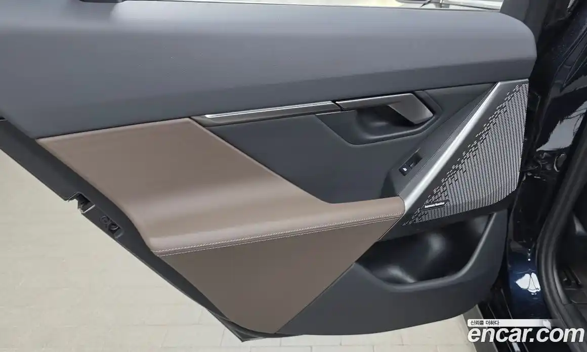 BMW 5 серия 2024 2.0 автомат (гидро), фото 15