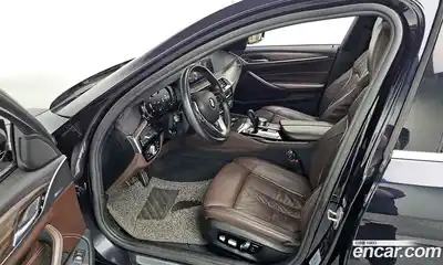 BMW 5 серия 2018 2.0 автомат (гидро), миниатюра 10