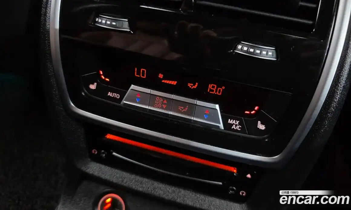 BMW X7 2021 3.0 автомат (гидро), фото 31