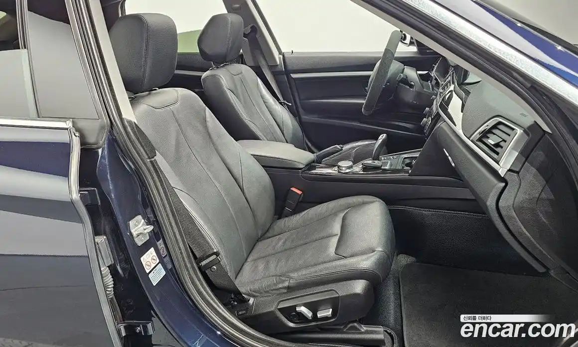 BMW 3 серия 2018 2.0 автомат (гидро), фото 16