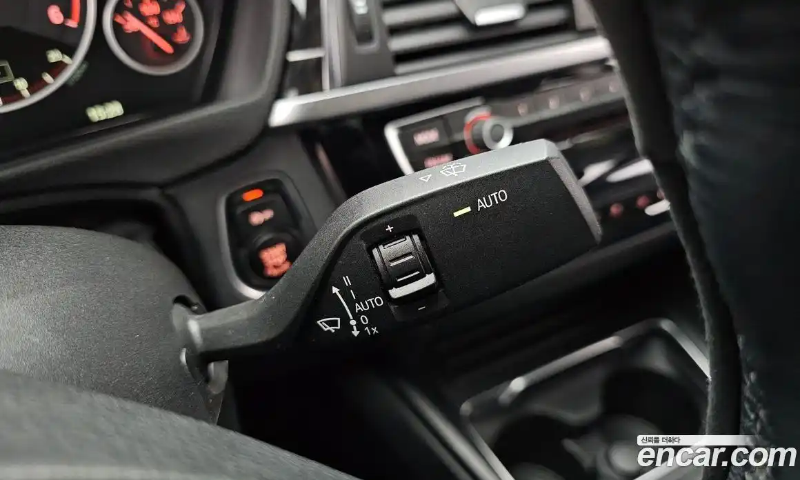 BMW 3 серия 2018 2.0 автомат (гидро), фото 27