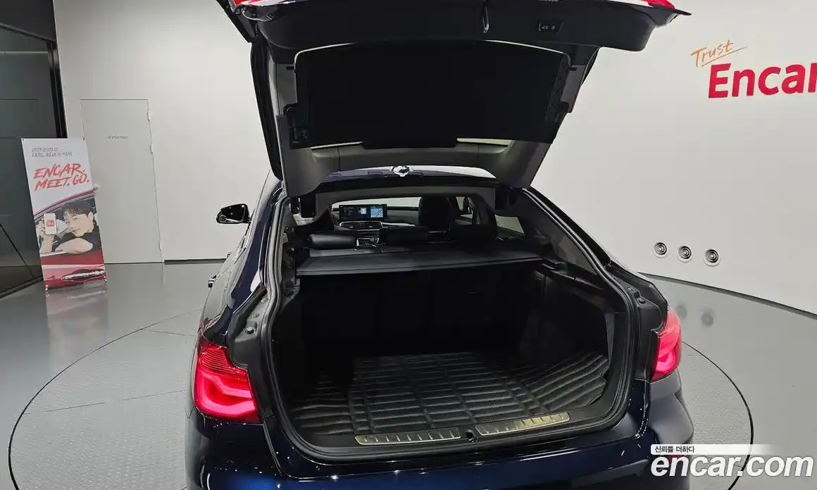 BMW 3 серия 2018 2.0 автомат (гидро), фото 30