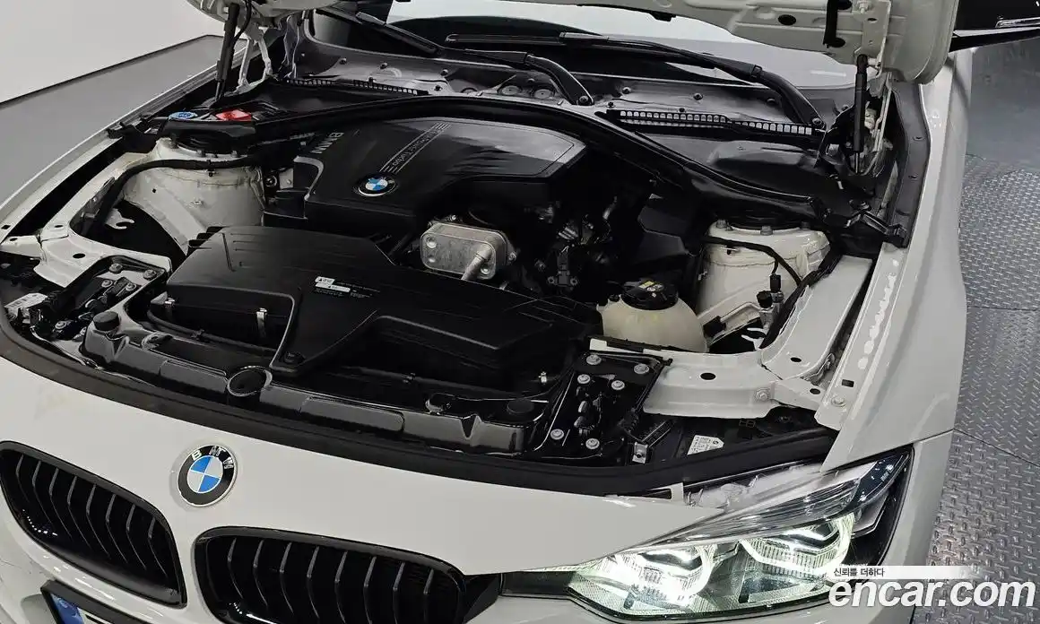 BMW 3 серия 2018 2.0 автомат (гидро), фото 5