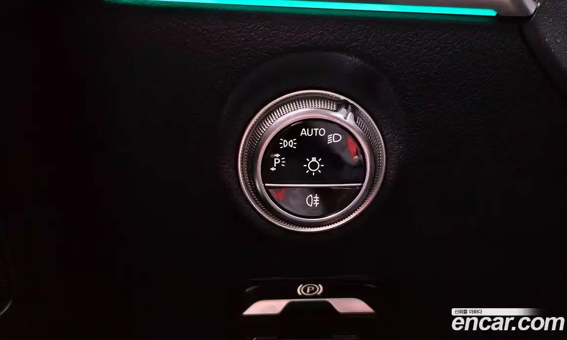 Mercedes-Benz C-Class 2023 2.0 гидро, фото 26