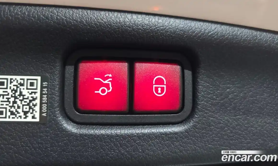 Mercedes-Benz C-Class 2023 2.0 гидро, фото 30