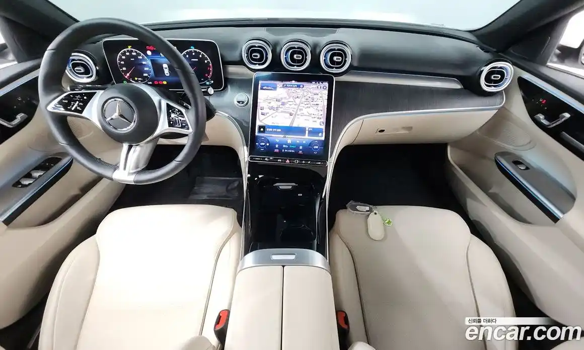 Mercedes-Benz C-Class 2023 2.0 гидро, фото 10