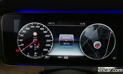 Mercedes-Benz E-Class 2020 2.0 автомат (гидро), миниатюра 11