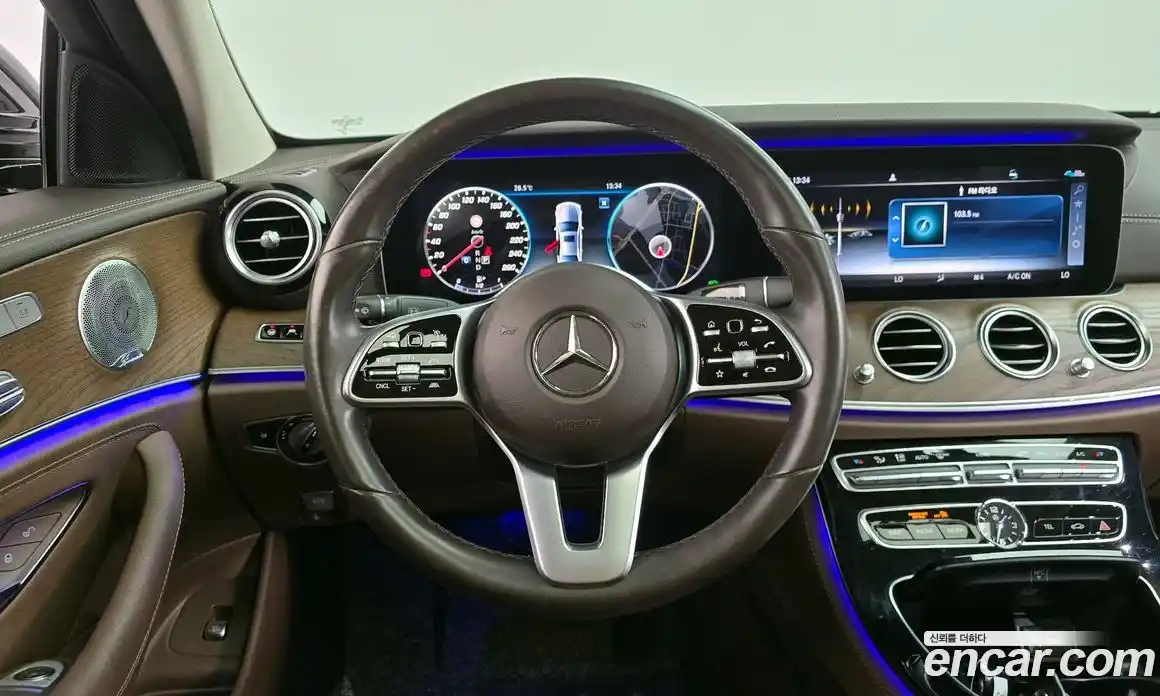 Mercedes-Benz E-Class 2020 2.0 автомат (гидро), фото 19
