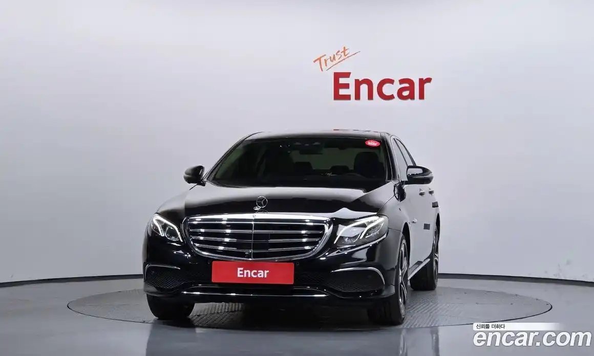 Mercedes-Benz E-Class 2020 2.0 автомат (гидро), фото 3