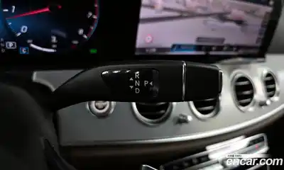 Mercedes-Benz E-Class 2021 2.0 автомат (гидро), миниатюра 12