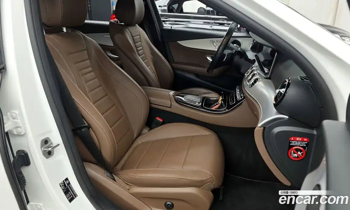 Mercedes-Benz E-Class 2021 2.0 автомат (гидро), фото 17