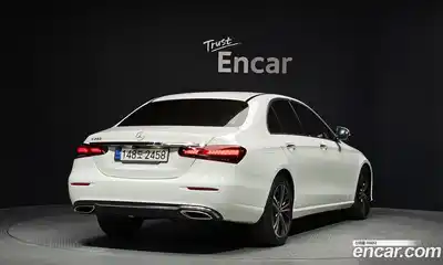 Mercedes-Benz E-Class 2021 2.0 автомат (гидро), миниатюра 2