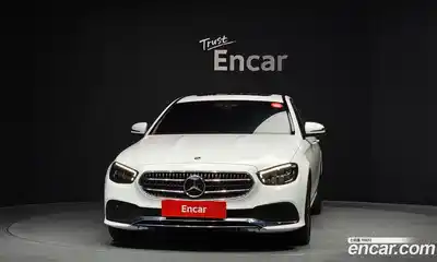 Mercedes-Benz E-Class 2021 2.0 автомат (гидро), миниатюра 3