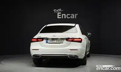 Mercedes-Benz E-Class 2021 2.0 автомат (гидро), миниатюра 4